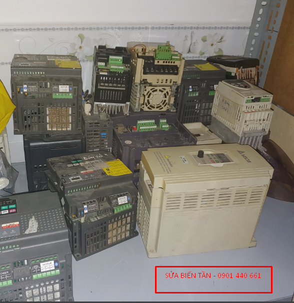 0901 440 661